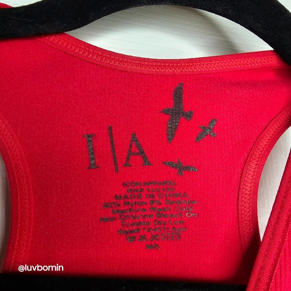 Icon Apparel Ice Skate Tank Top Red Women's Small/Medium Figure Skating - Picture 4 of 4